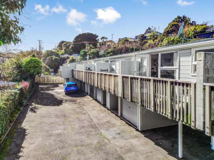 3/23 Collins Avenue Tawa_16