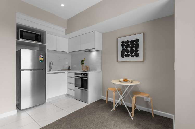 1105/47 Beach Road City Centre_2