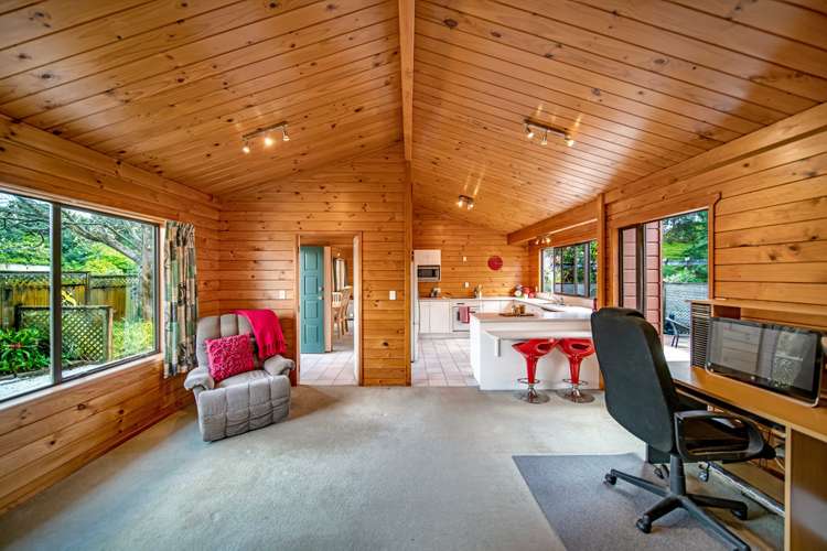 2/47 Headcorn Place Botany Downs_7