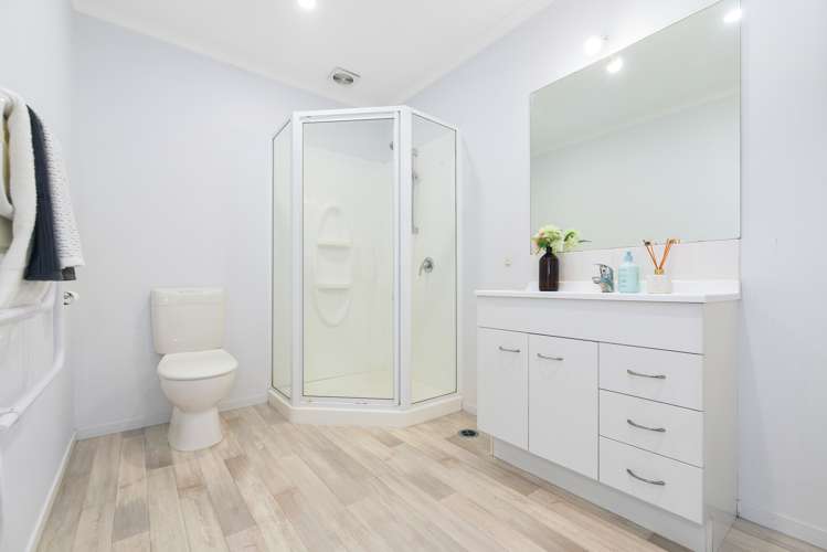 2i Riro Street Hamilton East_8