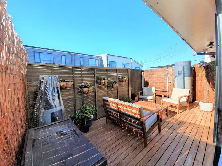 9 Sacred Kingfisher Road Hobsonville_11