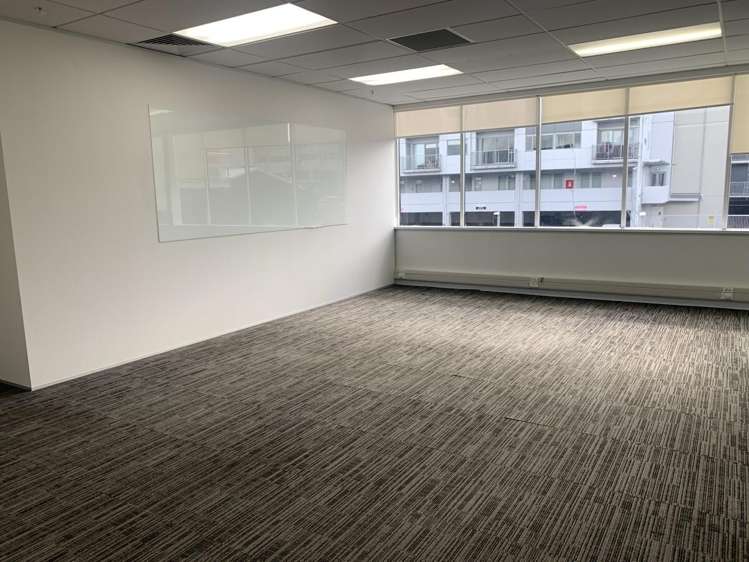 2 Fred Thomas Drive Takapuna_3