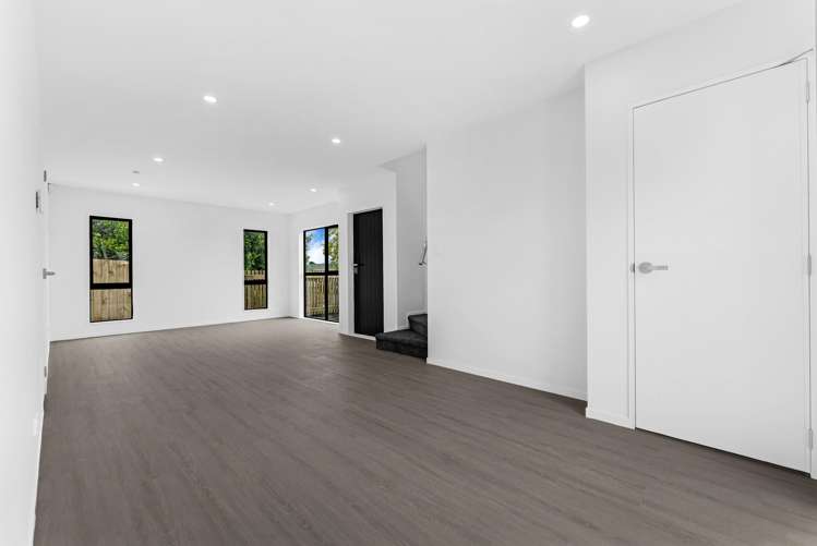 Lot 1/20 Beaumonts Way Manurewa_13