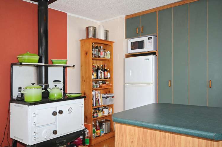 258 Waitohu Valley Road Otaki_25