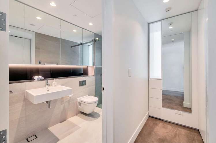 301/134 Halsey Street 500164_12