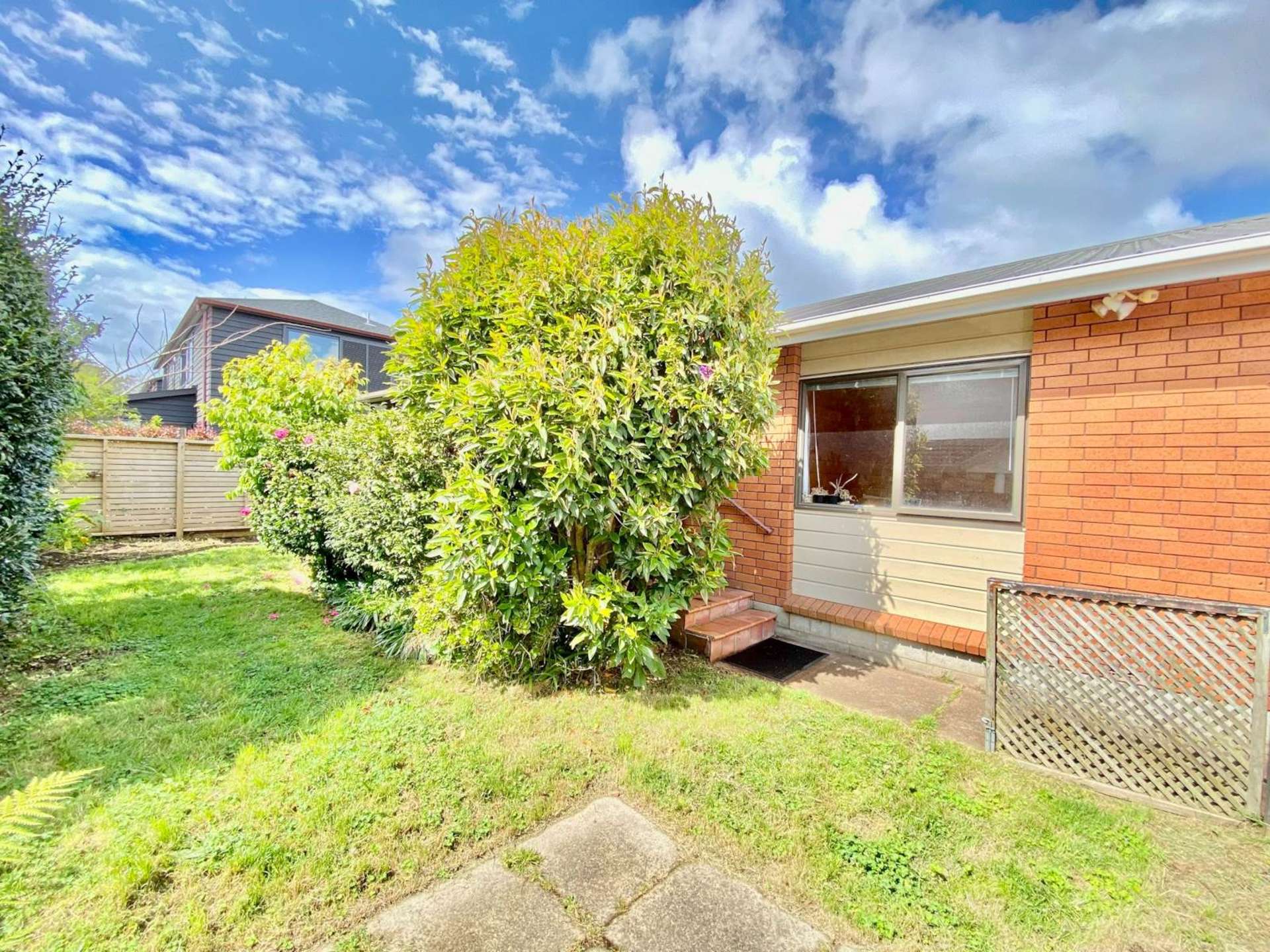 916A Mount Eden Road Three Kings_0