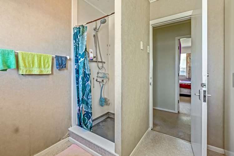 78 Waihemo Street Waitangirua_6