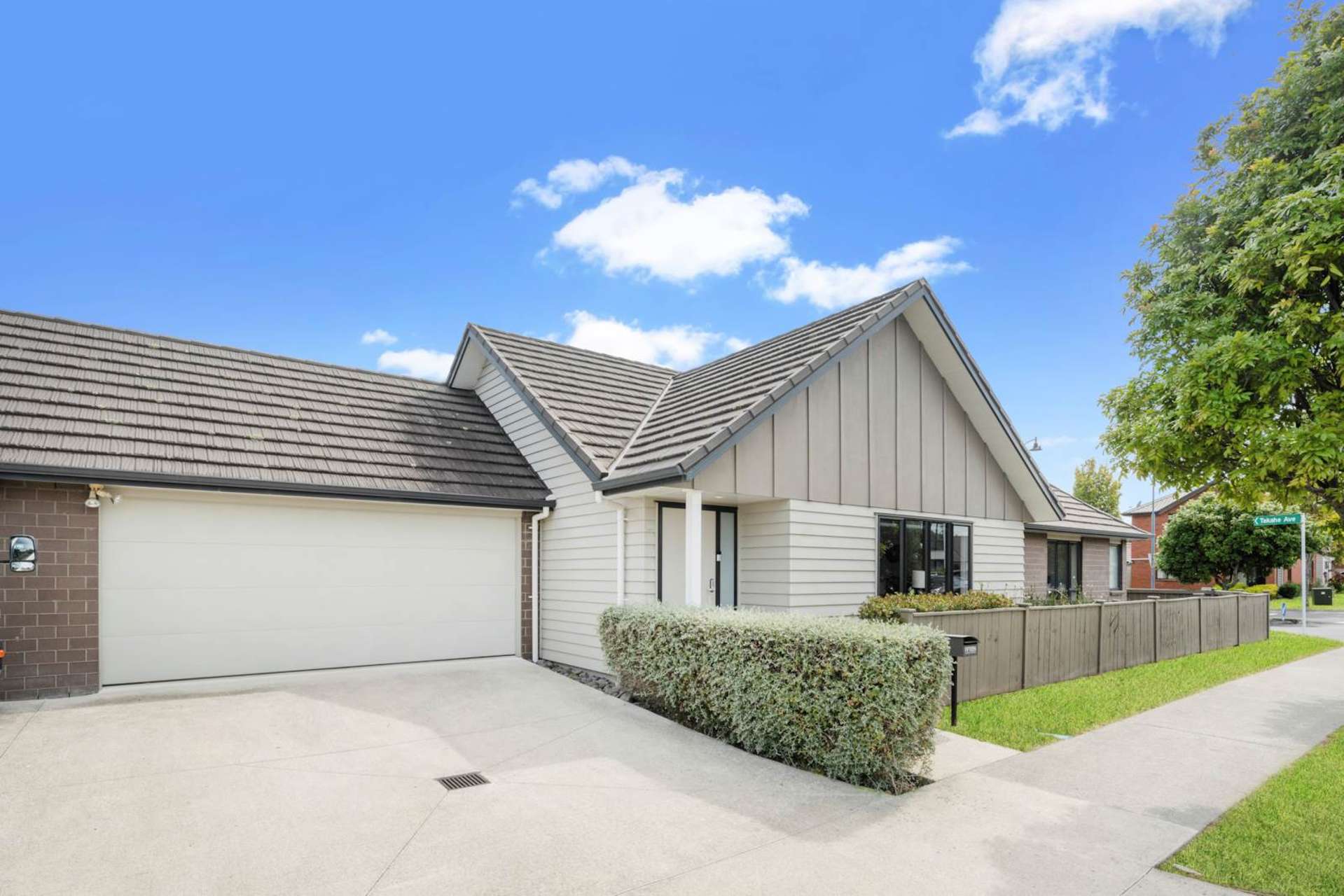 15 Takahe Avenue Takanini_0