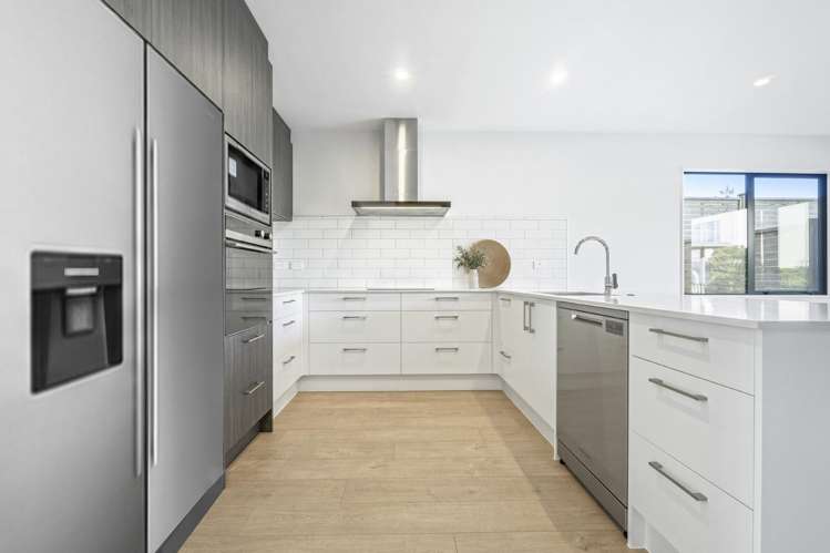 98 Mahutonga Avenue_2