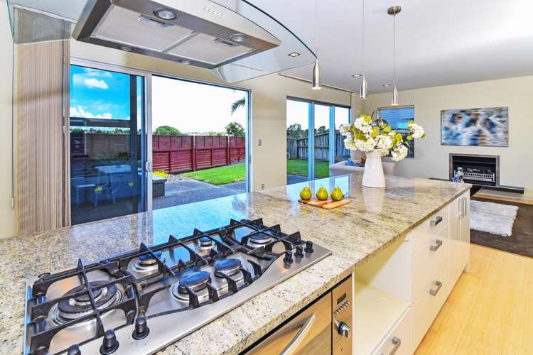 16 Stranraer Crescent Wattle Downs_7