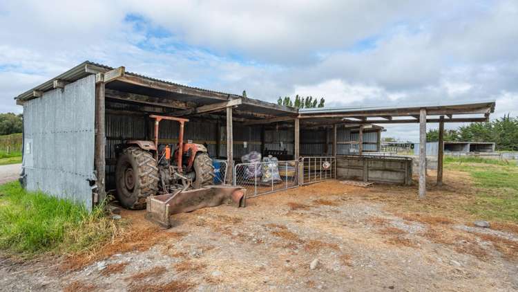 249 Plaskett Road Fernside_30