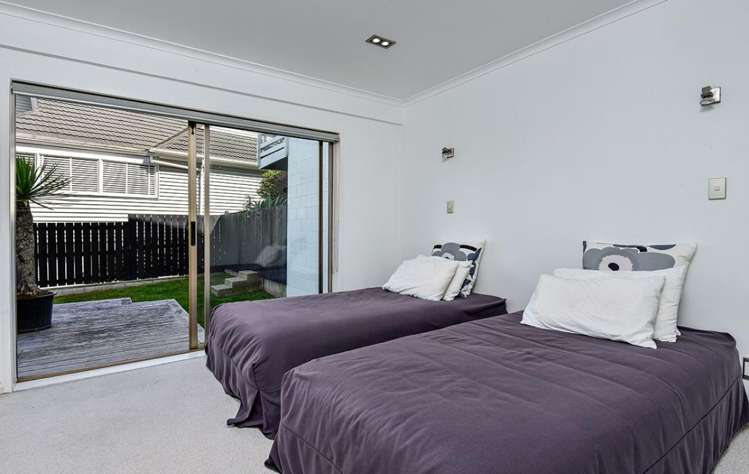 2/47 Clarence Street Devonport_9