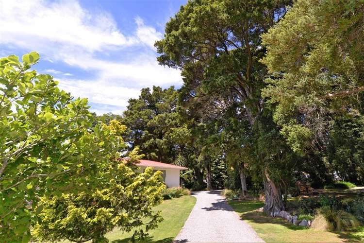 79 Eighty Eight Valley Road Wakefield_21