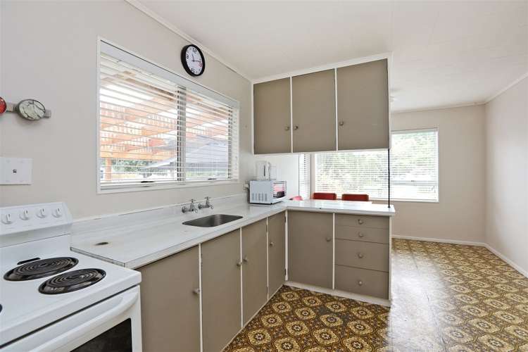 9 Stonehaven Street Flaxmere_8