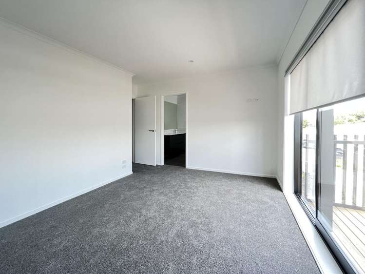 64 Nugget Ave Hobsonville_16