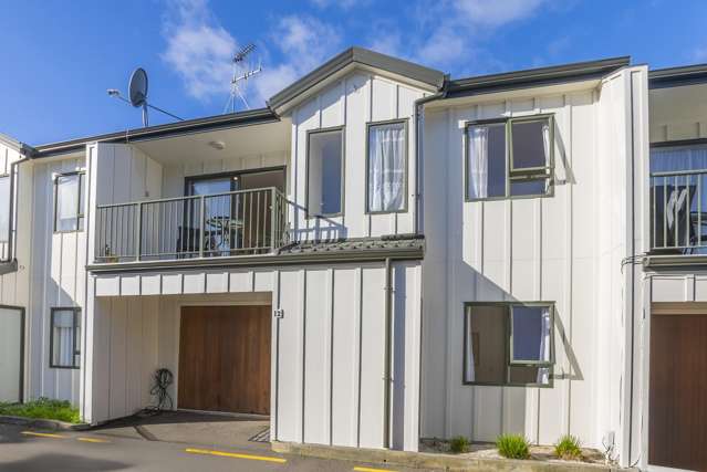 THE BEACH TOWNHOUSE