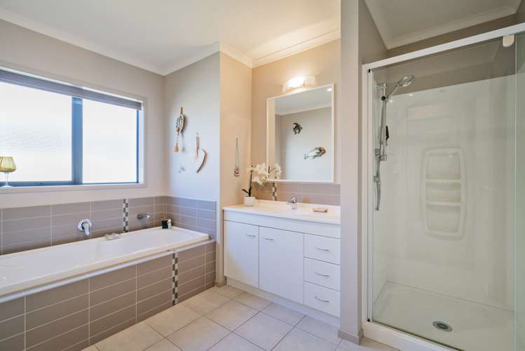 71 Cholmondeley Crescent Whitianga_15