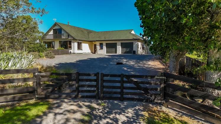 10 Four Mile Creek Road Te Houka_14