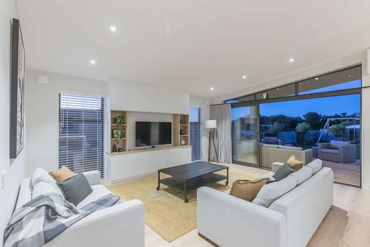 6 Morepork Drive Waikanae_12