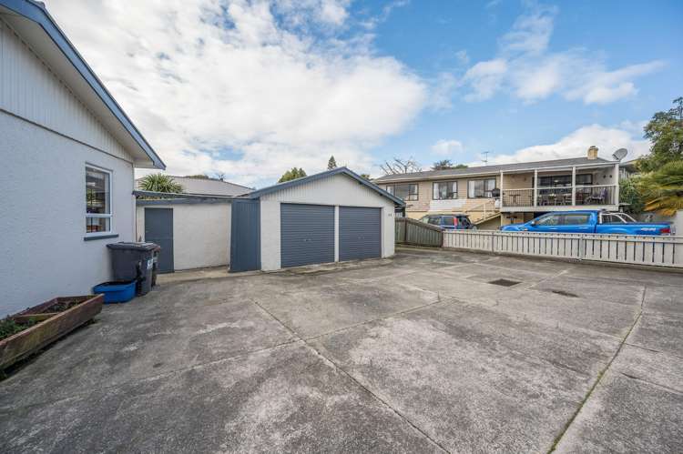 34 and 34a Crescent Street Richmond_23