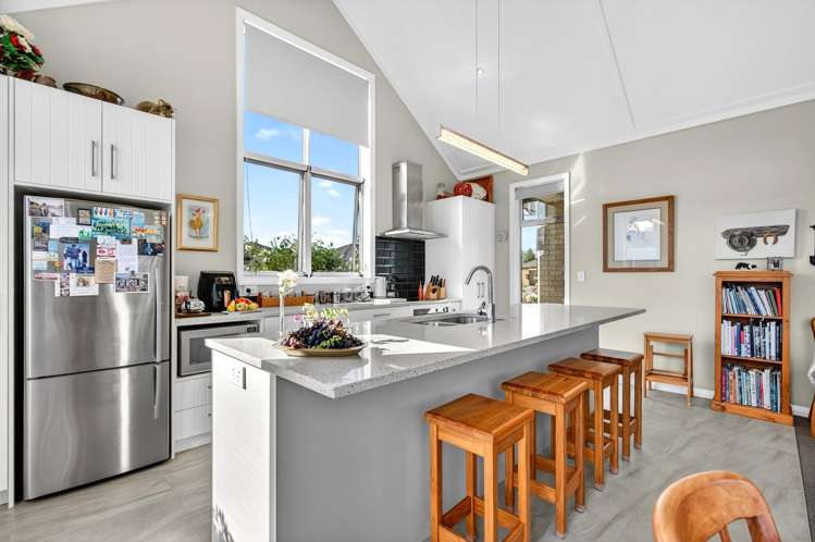 13 Tarata Grove Lansdowne_10