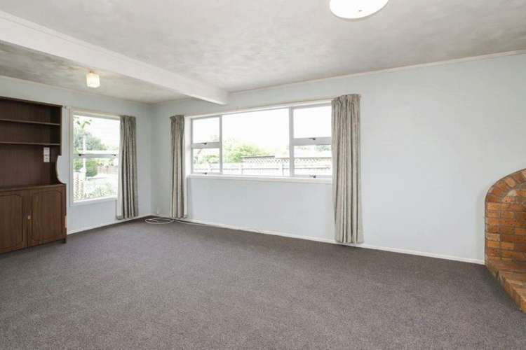 11 Southsea Crescent Silverdale_4