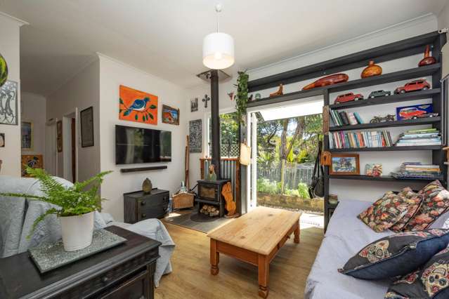 621 Huia Road Parau_2