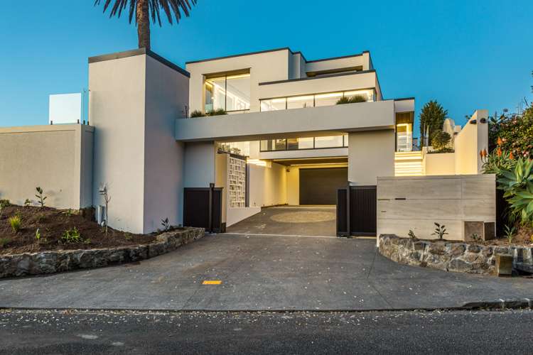 92 Paritai Drive Orakei_29