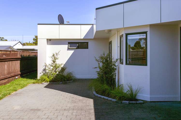 2/12 Laughton Street Taupo_26