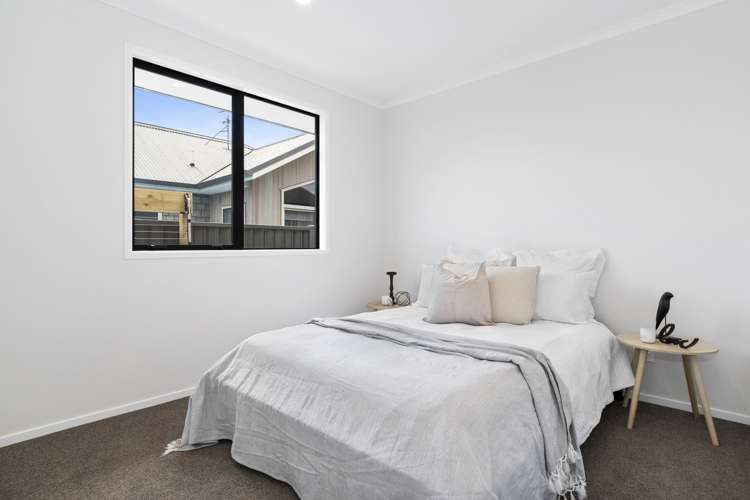 32 Blacklock Road Pyes Pa_13