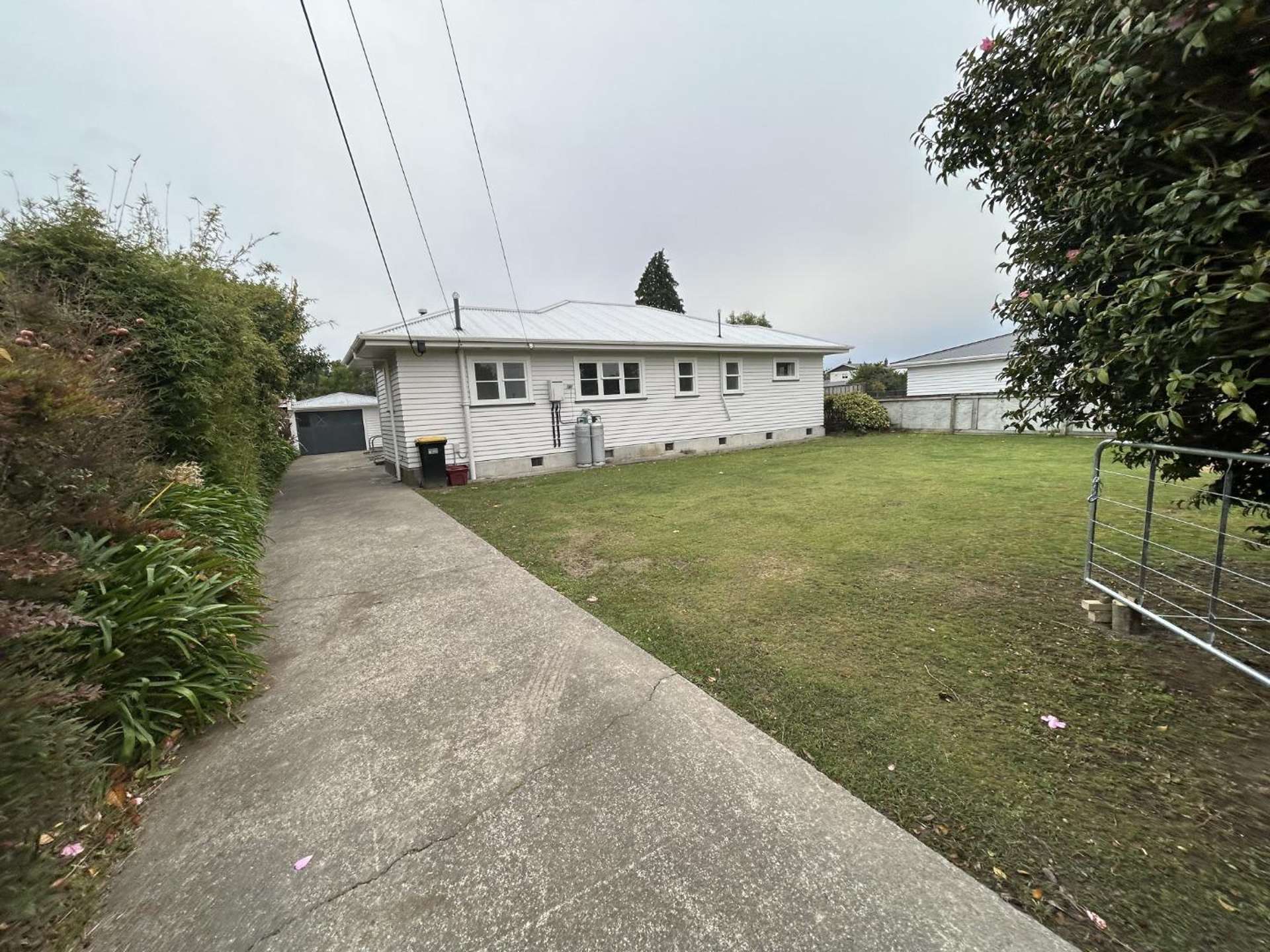 120 South Road 10754_0