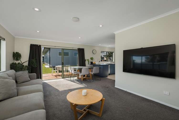 6a Surfers Avenue Waihi Beach_6