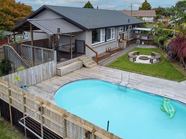 331 Douglas Avenue_1