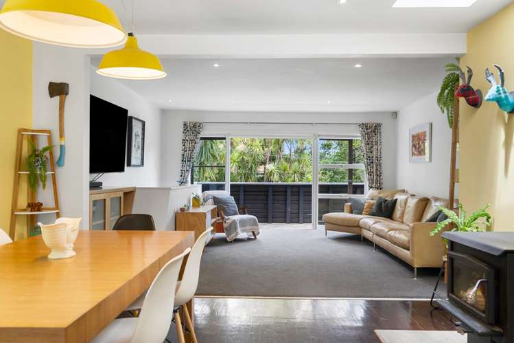 13 Hollywood Avenue Titirangi_4