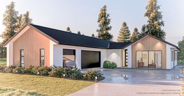 Versatile Family Living with Triple Garaging