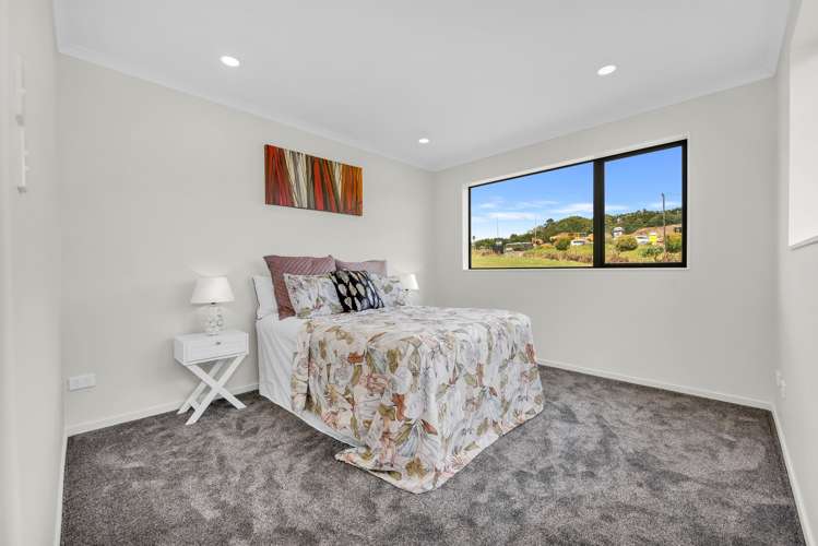 24 Ballyalton Crescent Flat Bush_27