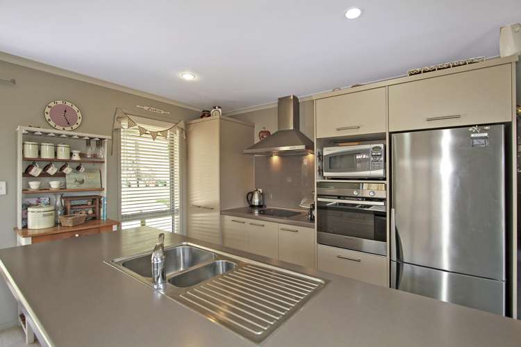 136 Castlewold Drive Bethlehem_2