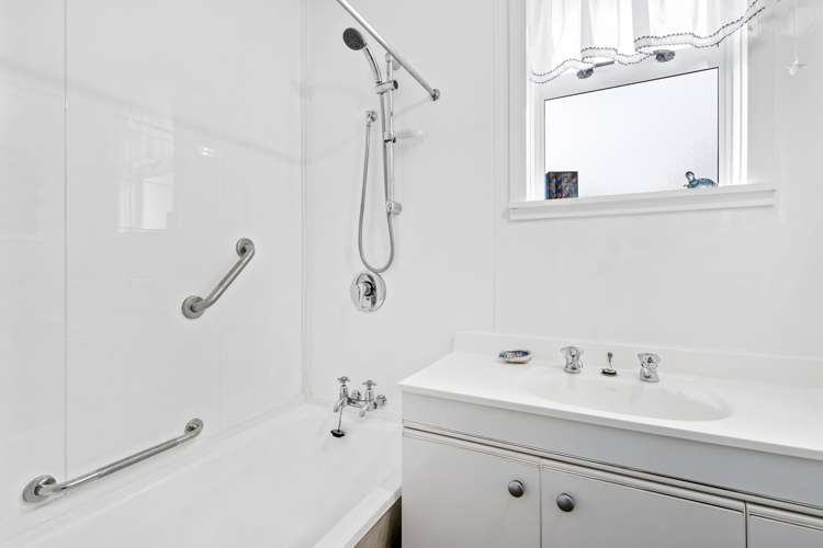 8 Craig Grove Elderslea_10