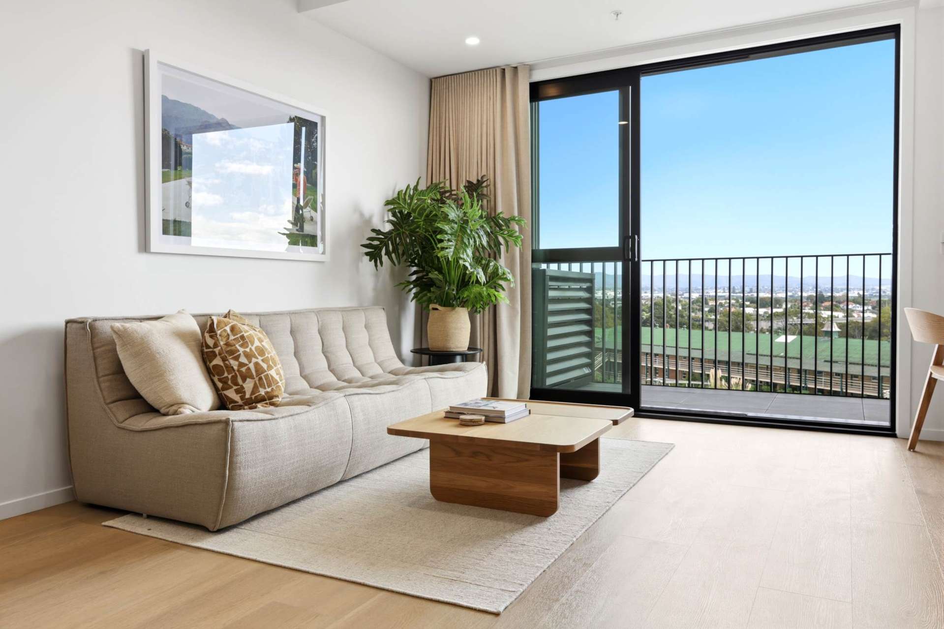 401/2A Te Ara Taurapa Pt Chevalier_0