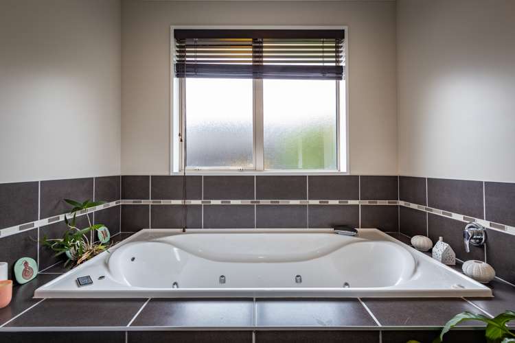 4 School Road Tai Tapu_11