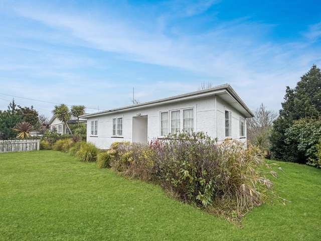 DANNEVIRKE - 3  BEDROOM