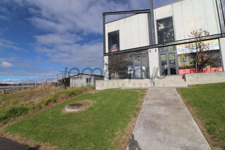 08/11 Northside Drive Westgate_18