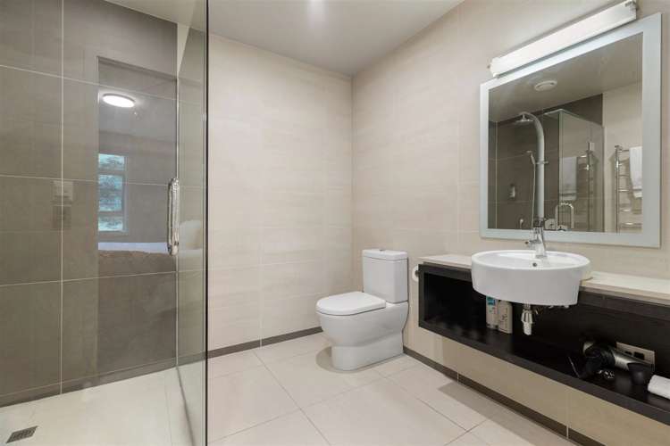 4/25 Belfast Terrace Queenstown_19