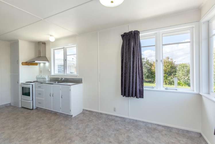 39 Wavell Crescent Masterton_13