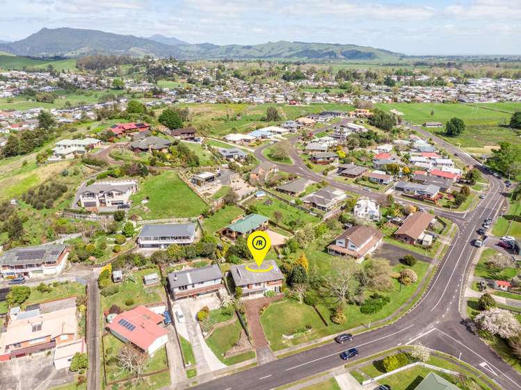 46 Norwood Road Paeroa_29
