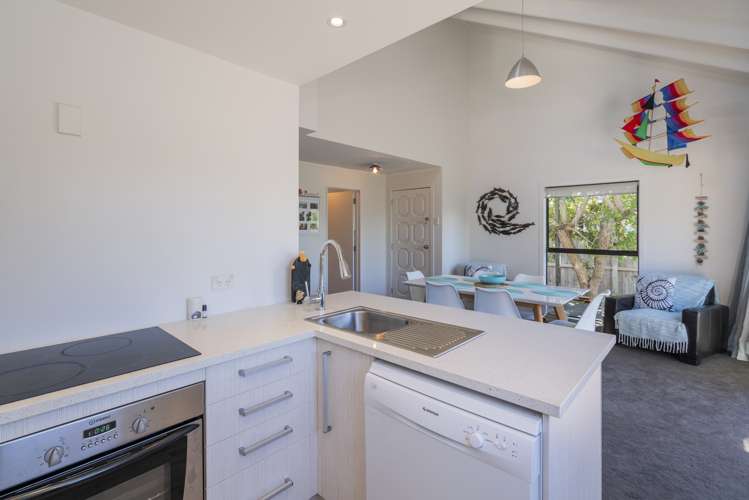 142 Vista Paku Pauanui_10