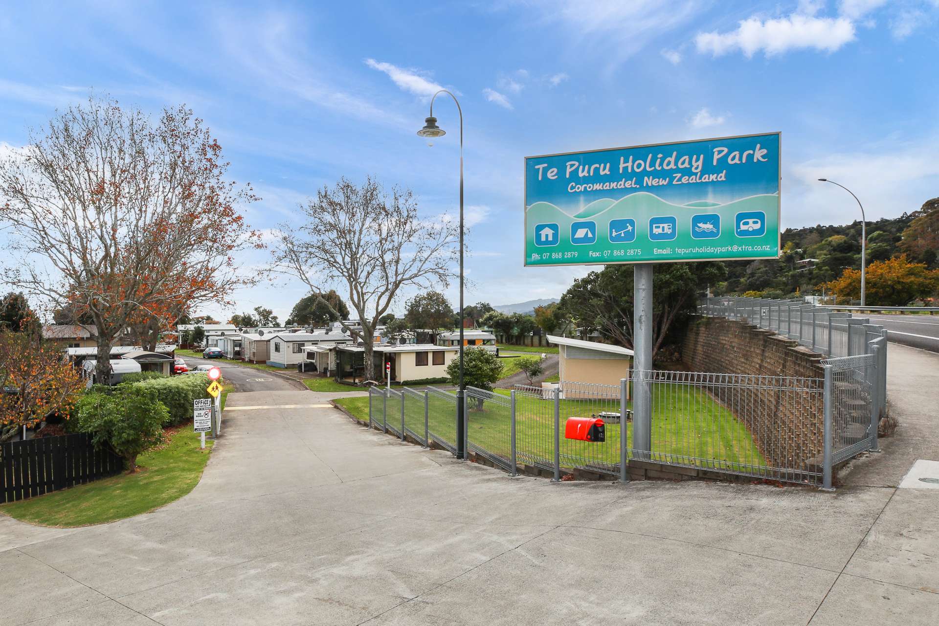 D5/473 Thames Coast Road Te Puru ThamesCoromandel Houses for