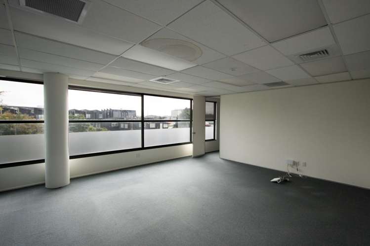 Office 4/46 Taharoto Road Takapuna_2