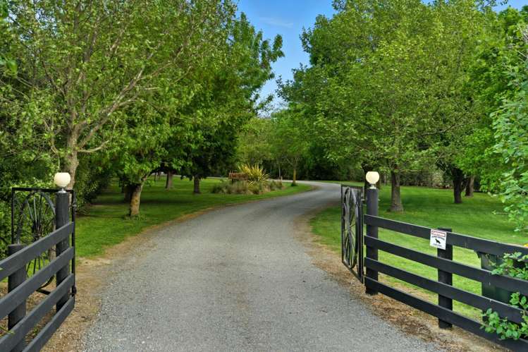 247 Collins Road Lincoln_39