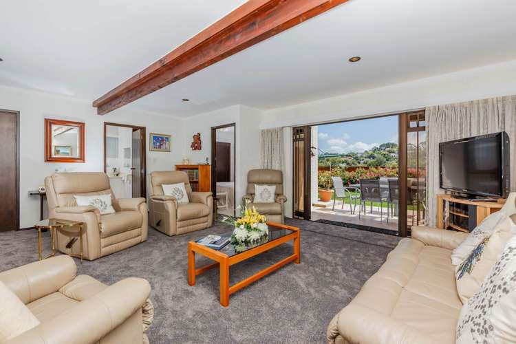 10 Oaktree Avenue Browns Bay_13